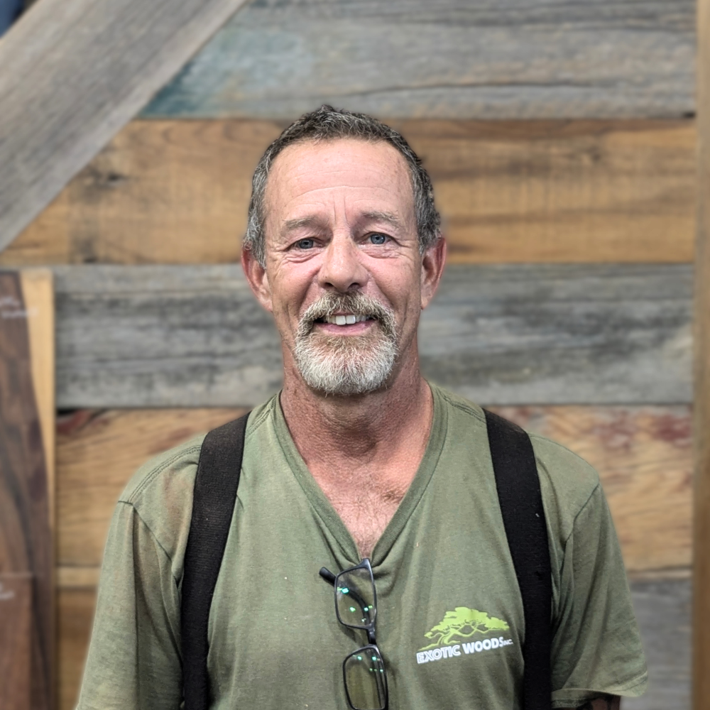 Staff Kenny Elzinga